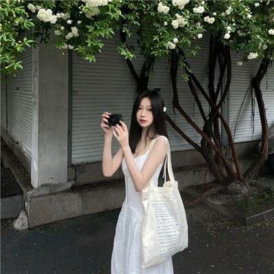不愿恋爱的雀斑小姐