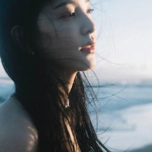 窥探者